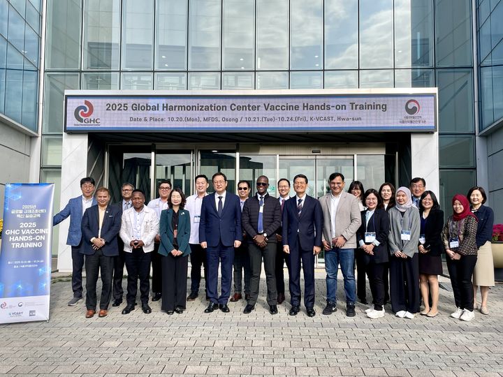 a8ef1e3acd40a37d1c4904e7b4b97075_1763533927_1816.jpg a8ef1e3acd40a37d1c4904e7b4b97075_1763533927_1816.jpg